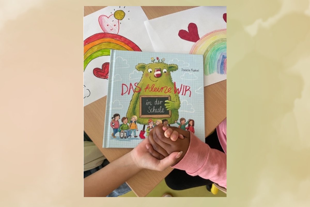 Titelbild für Beitrag: Schmetterlinge und Fische Hand in Hand